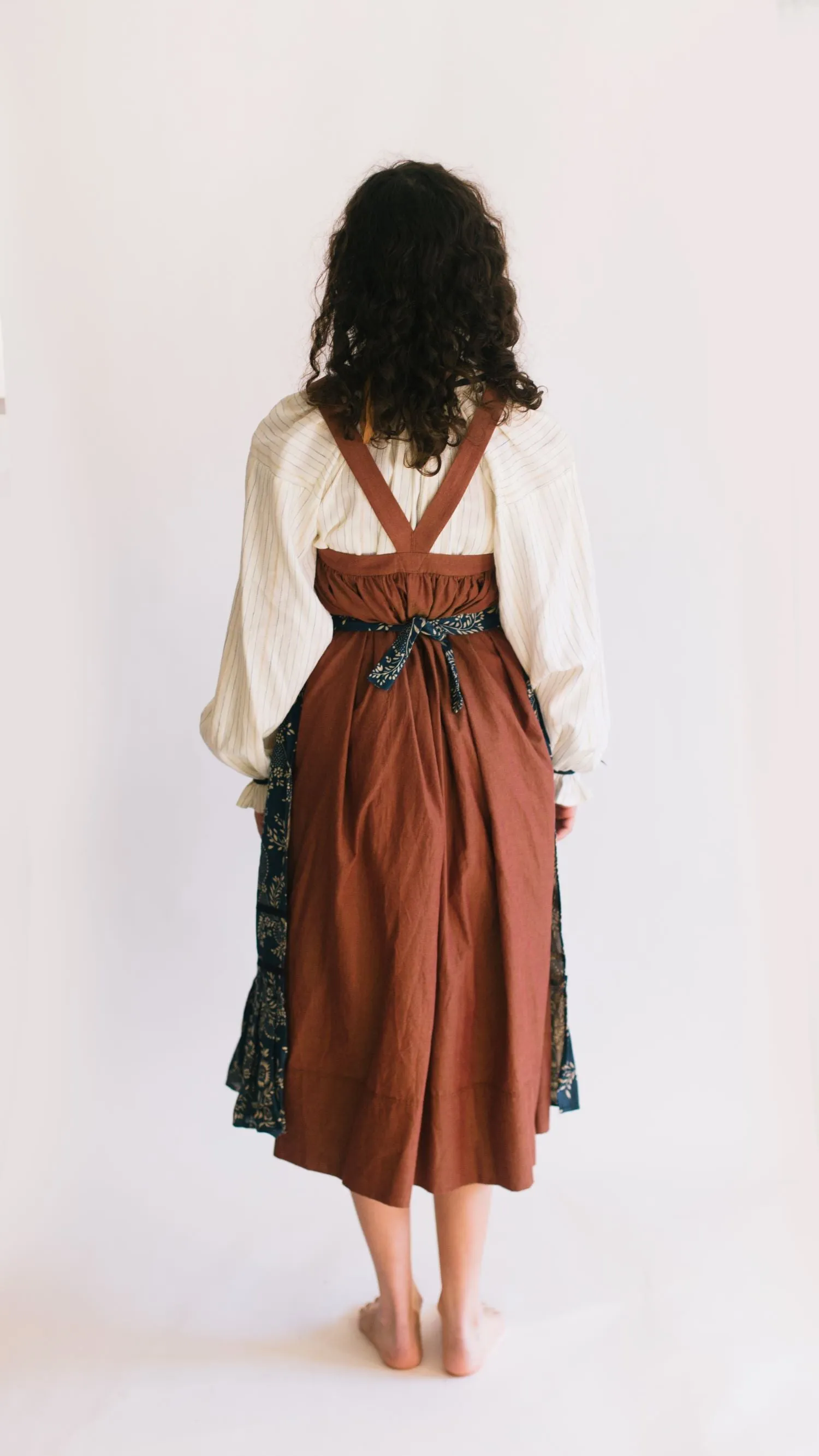 128 Russian Settlers' Dress