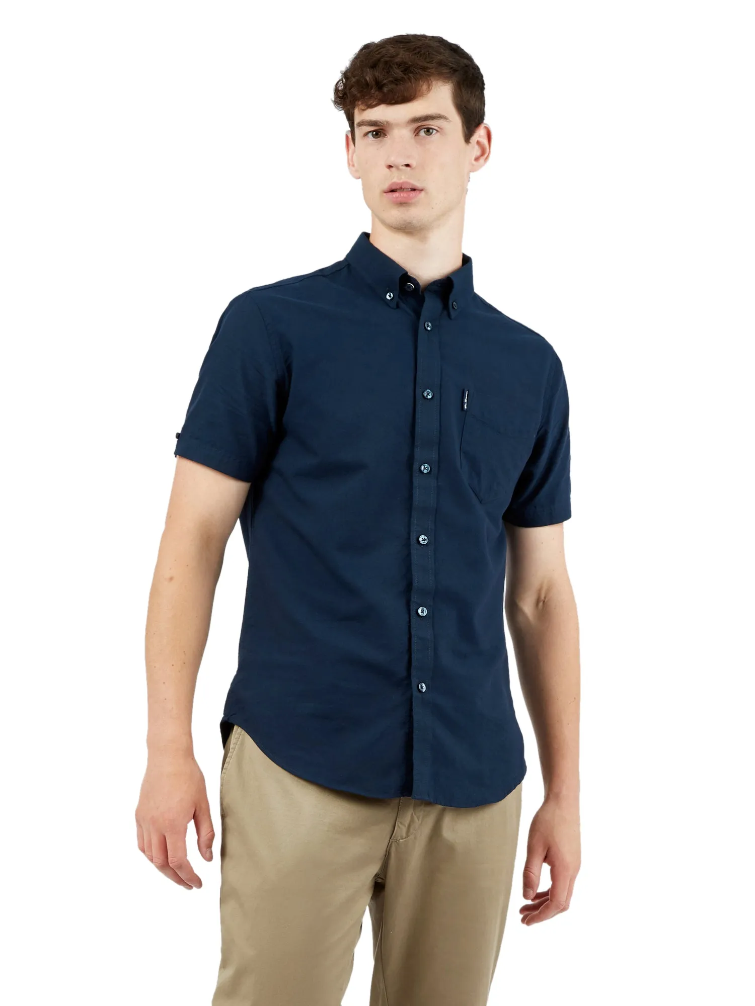 Ben Sherman Men's Button-Down Collar Signature Oxford Shirt, Tab Logo Pocket, Short Sleeved, Regular Fit