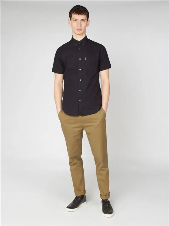 Ben Sherman Men's Button-Down Collar Signature Oxford Shirt, Tab Logo Pocket, Short Sleeved, Regular Fit