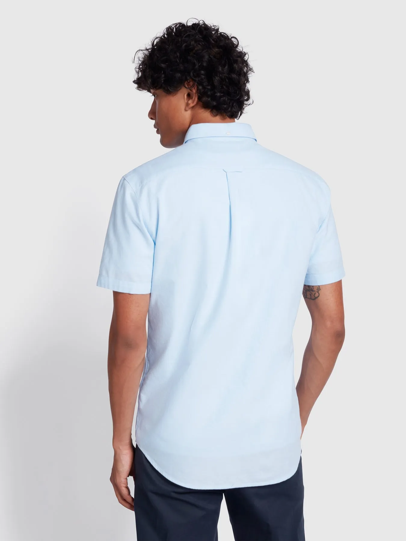 Brewer Short Sleeve Oxford Shirt In Sky Blue