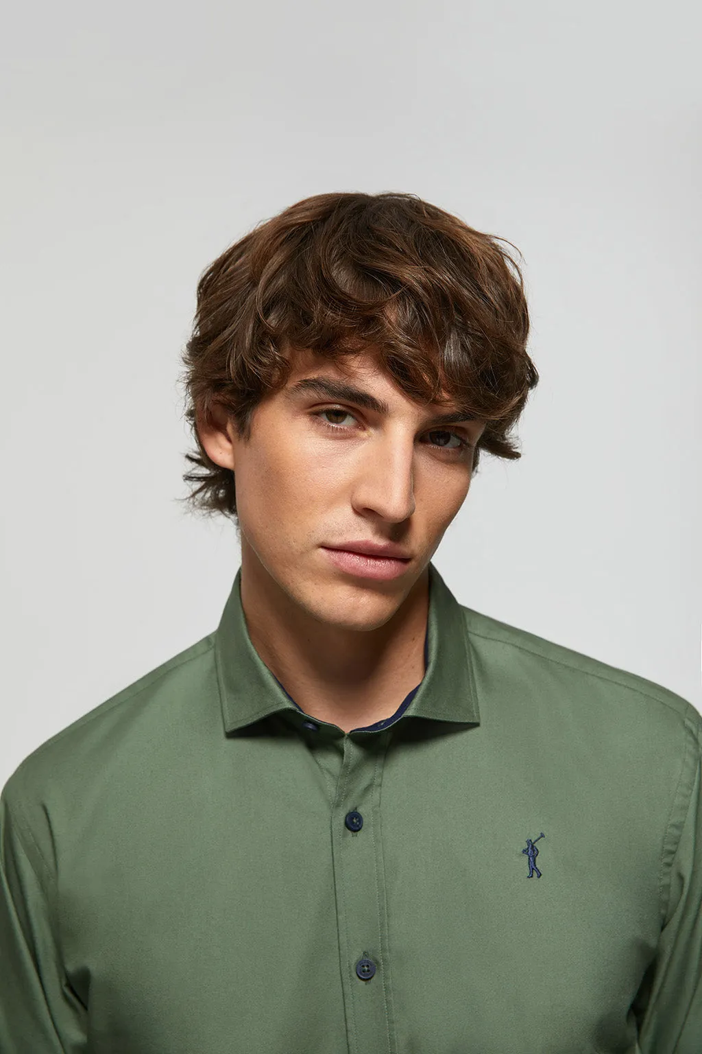 Camisa verde Oxford con contrastes y logo Rigby Go