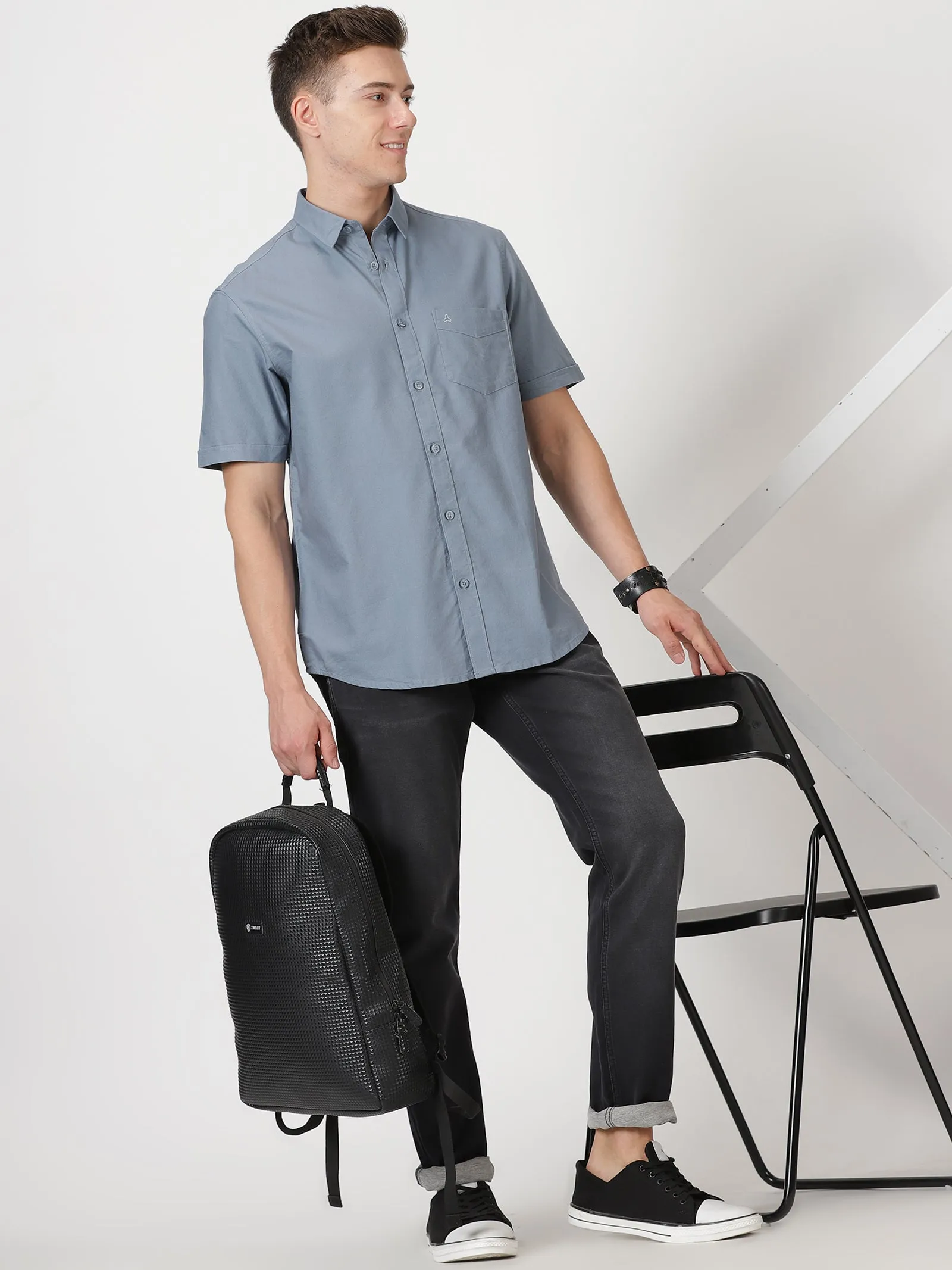 MEN'S BLUE SOLID SLIM FIT SHIRT