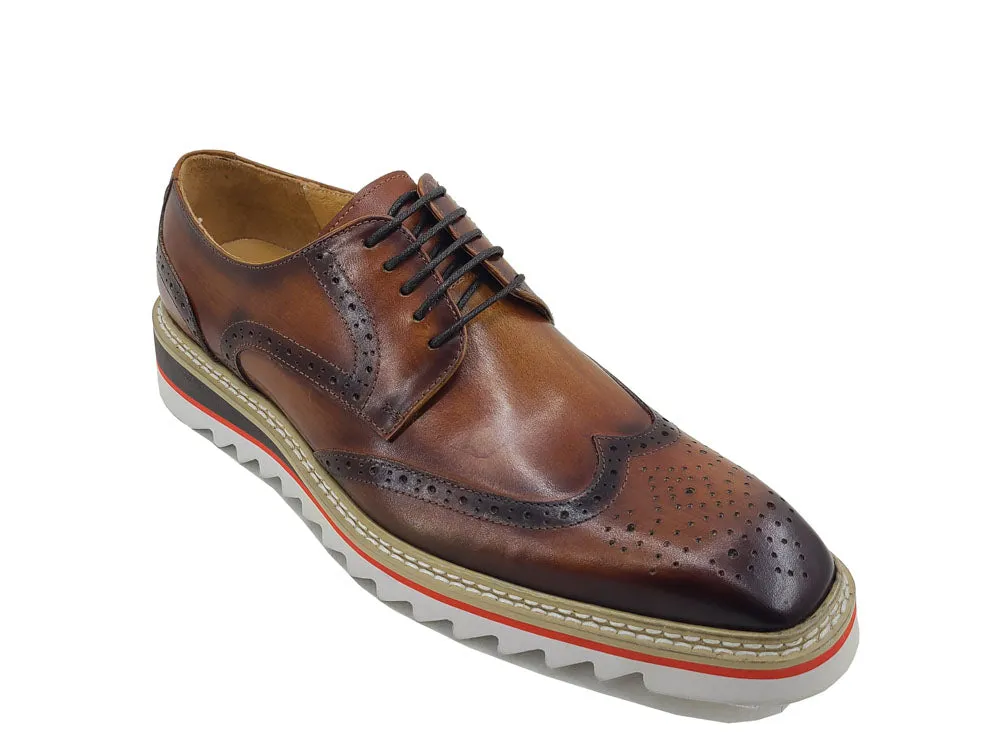 Wing-tip Blucher style Oxford with ligtweight sole