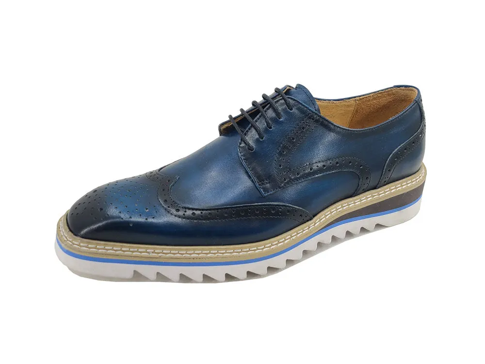 Wing-tip Blucher style Oxford with ligtweight sole